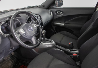 Подержанный автомобиль Nissan Juke 2014 года (10 фото)