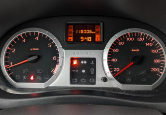 Подержанный автомобиль LADA (ВАЗ) Largus Wagon 2018 года (16 фото)