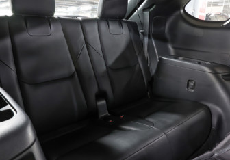 Подержанный автомобиль Mazda CX-9 2018 года (13 фото)