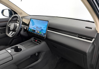 Новый Evolute i-SPACE 2025 (9 фото)