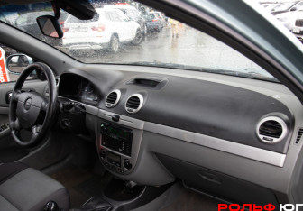 Подержанный автомобиль Chevrolet Lacetti Wagon 2007 года (6 фото)
