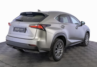 Подержанный автомобиль Lexus NX 2015 года (5 фото)