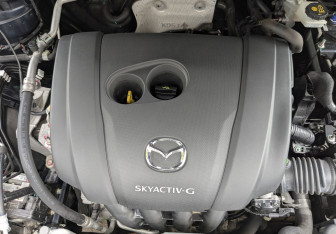 Подержанный автомобиль Mazda CX-5 2021 года (9 фото)