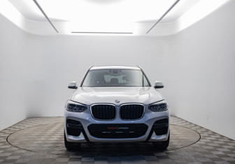 Подержанный автомобиль BMW X3 2020 года (2 фото)