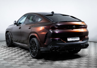Подержанный автомобиль BMW X6 2020 года (7 фото)