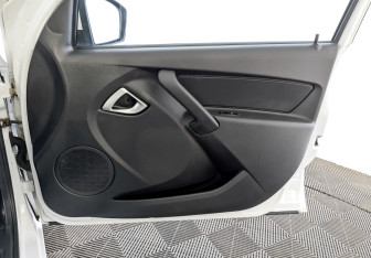 Подержанный автомобиль LADA (ВАЗ) Granta Sedan 2023 года (24 фото)