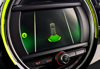Подержанный автомобиль MINI Countryman 2018 года (27 фото)