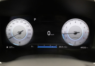 Подержанный автомобиль Hyundai Santa Fe 2021 года (12 фото)