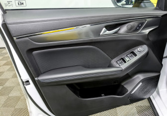 Подержанный автомобиль Haval Jolion 2024 года (18 фото)