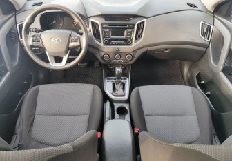 Подержанный автомобиль Hyundai Creta 2019 года (10 фото)