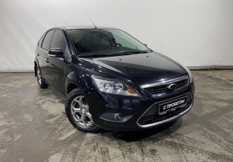 Подержанный автомобиль Ford Focus Hatchback 2009 года (3 фото)