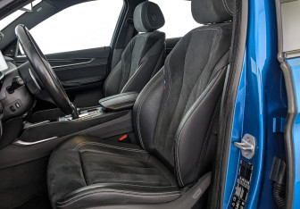 Подержанный автомобиль BMW X6 2018 года (20 фото)