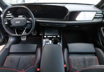 Подержанный автомобиль Audi A5 Liftback 2025 года (14 фото)