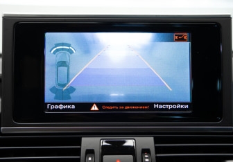 Подержанный автомобиль Audi A6 allroad 2014 года (26 фото)