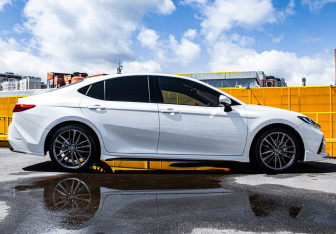 Подержанный автомобиль Toyota Camry Sedan 2025 года (8 фото)