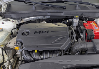 Подержанный автомобиль Hyundai Sonata 2022 года (9 фото)