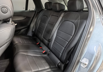 Подержанный автомобиль Mercedes-Benz GLC Coupe 2018 года (18 фото)