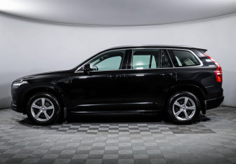 Подержанный автомобиль Volvo XC90 2019 года (8 фото)
