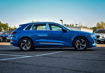 Новый Audi e-tron 2023 (4 фото)