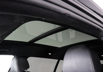 Подержанный автомобиль BMW X7 2021 года (15 фото)