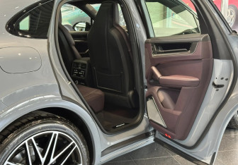 Новый Porsche Cayenne 2026 (18 фото)