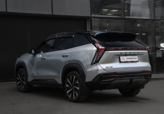 Новый Geely Atlas 2024 (7 фото)