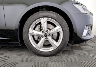 Подержанный автомобиль Audi A6 Sedan 2021 года (18 фото)