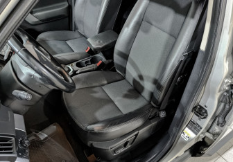 Подержанный автомобиль Land Rover Freelander 2010 года (20 фото)