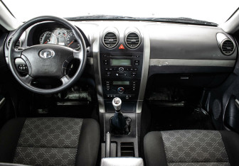 Подержанный автомобиль Great Wall Hover H3 2012 года (6 фото)