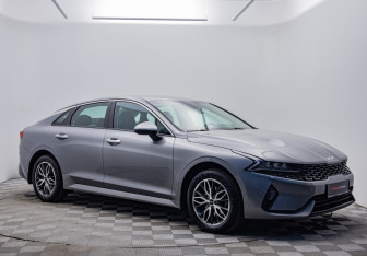 Подержанный автомобиль Kia K5 2022 года (7 фото)