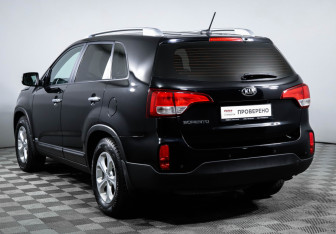 Подержанный автомобиль Kia Sorento 2020 года (7 фото)