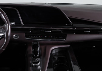 Подержанный автомобиль Cadillac Escalade Suv 2022 года (13 фото)
