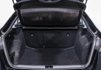 Подержанный автомобиль Skoda Rapid Liftback 2021 года (12 фото)
