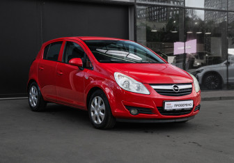 Подержанный автомобиль Opel Corsa 2008 года (3 фото)