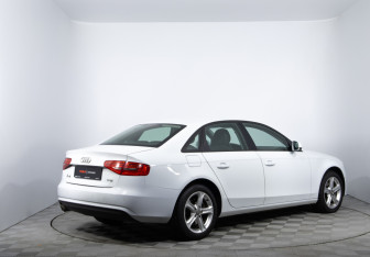 Подержанный автомобиль Audi A4 Sedan 2013 года (5 фото)