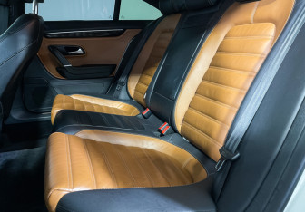 Подержанный автомобиль Volkswagen Passat CC 2012 года (10 фото)