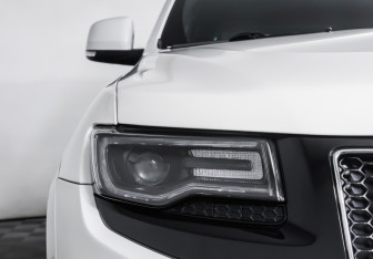 Подержанный автомобиль Jeep Grand Cherokee 2014 года (24 фото)