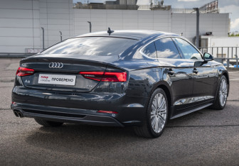 Подержанный автомобиль Audi A5 Liftback 2017 года (5 фото)