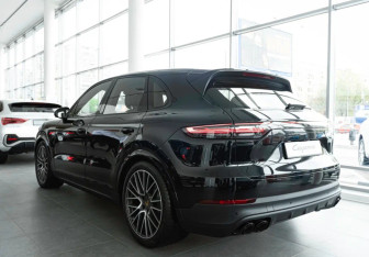 Новый Porsche Cayenne 2025 (5 фото)