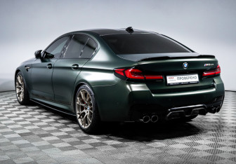 Подержанный автомобиль BMW M5 Sedan 2021 года (7 фото)