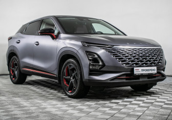 Подержанный автомобиль Omoda C5 2024 года (3 фото)