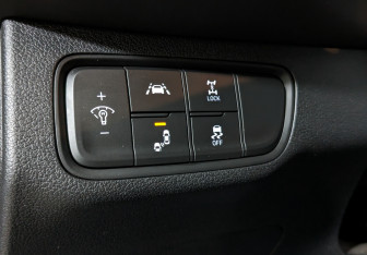 Подержанный автомобиль Hyundai Santa Fe 2020 года (27 фото)