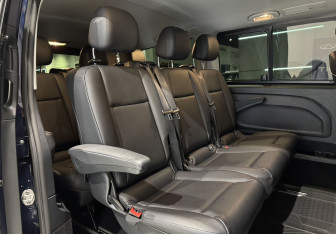 Подержанный автомобиль Mercedes-Benz Vito 2018 года (12 фото)