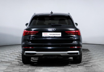 Подержанный автомобиль Audi Q3 2020 года (6 фото)