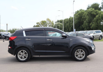 Подержанный автомобиль Kia Sportage 2014 года (4 фото)