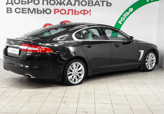 Подержанный автомобиль Jaguar XF Sedan 2013 года (4 фото)