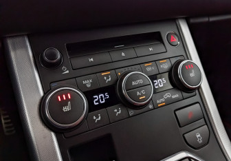 Подержанный автомобиль Land Rover Range Rover Evoque 2012 года (21 фото)