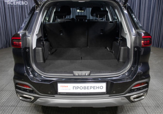 Подержанный автомобиль Chery Tiggo 8 2020 года (11 фото)