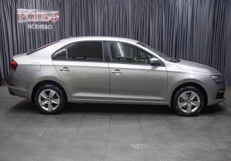 Подержанный автомобиль Skoda Rapid Liftback 2020 года (4 фото)
