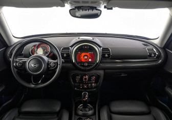 Подержанный автомобиль MINI Clubman Wagon 2020 года (14 фото)